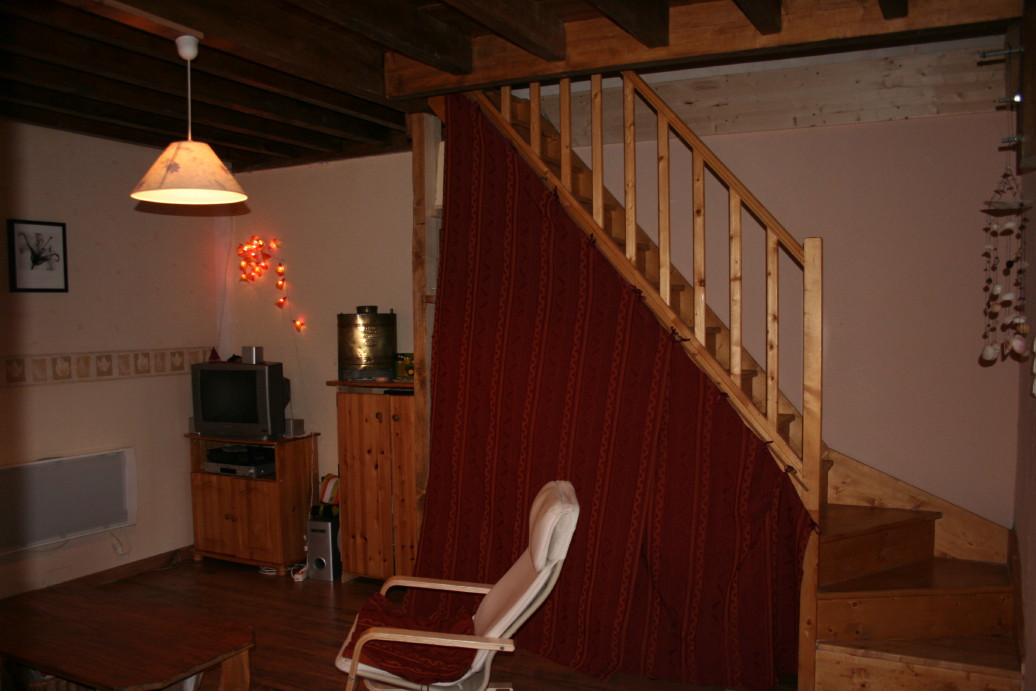 rideau sous escalier