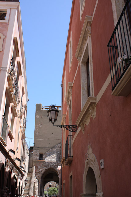 Taormina - Vers la Torre dell'Orologio